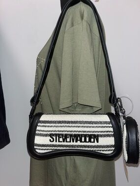 NWT Steve Madden Bag w/pouch